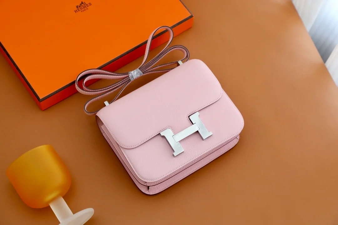 에르메스 콘스탄스 18 Rose sakura Epsom 백