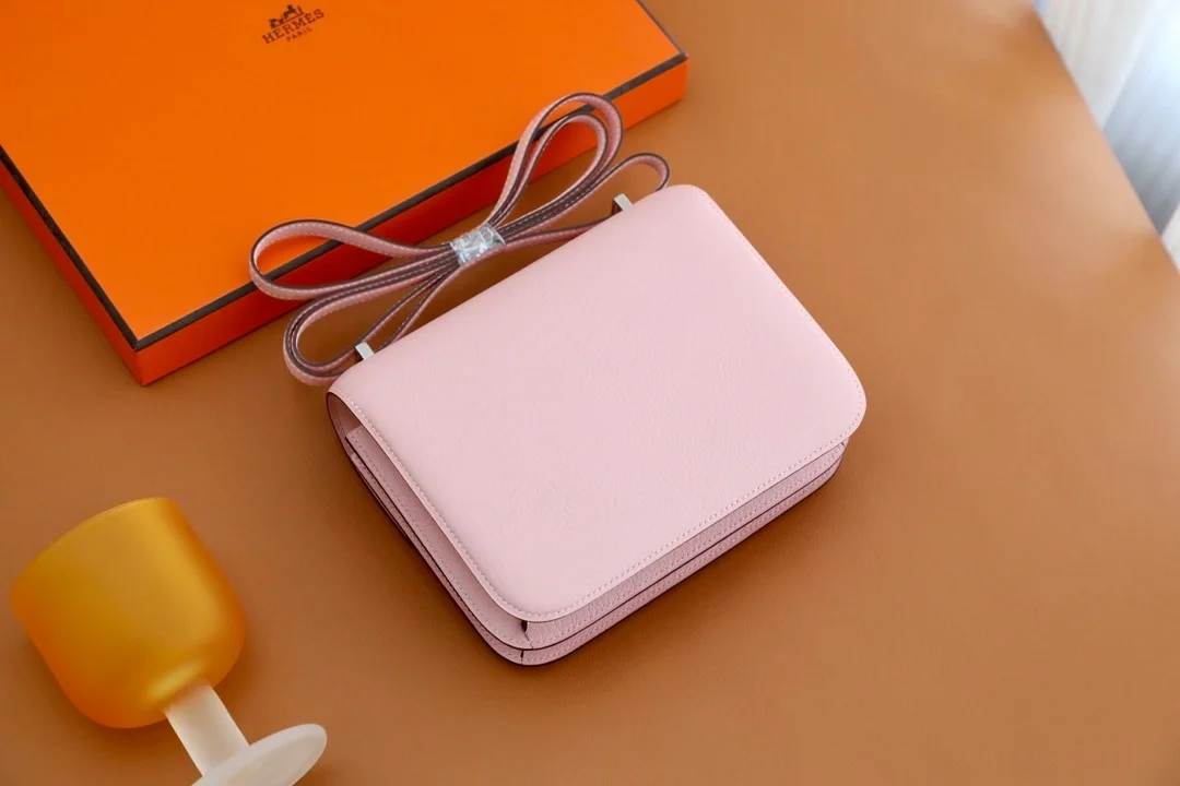 에르메스 콘스탄스 18 Rose sakura Epsom 백