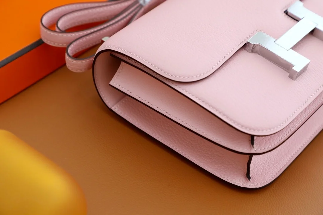 에르메스 콘스탄스 18 Rose sakura Epsom 백