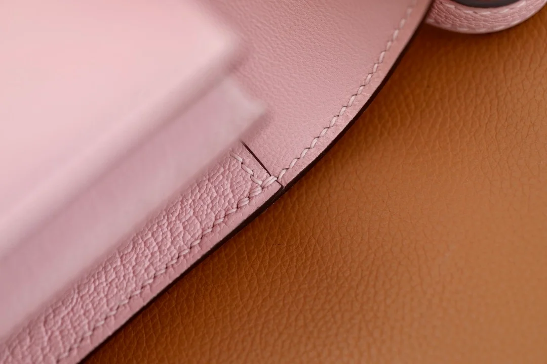 에르메스 콘스탄스 18 Rose sakura Epsom 백