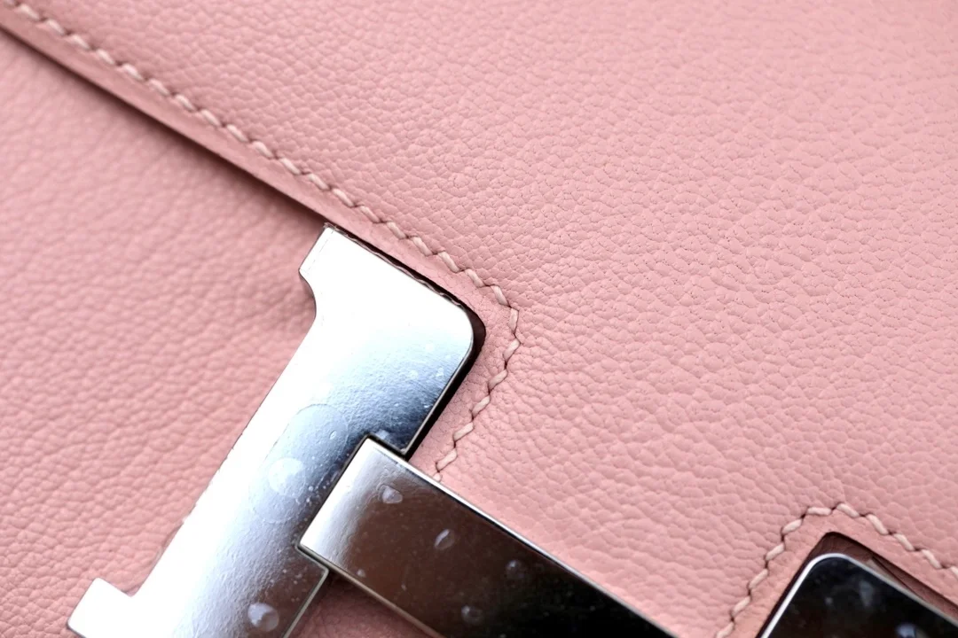 에르메스 콘스탄스 18 Rose sakura Epsom 백