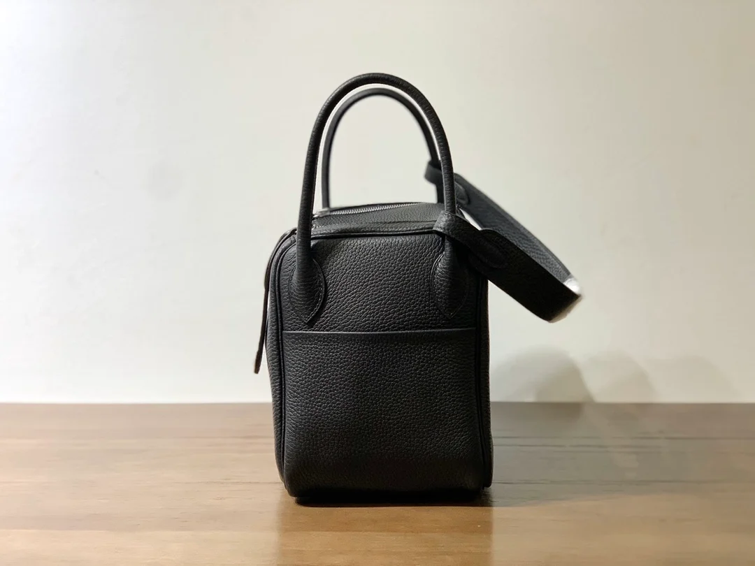 에르메스 린디 30 Noir 백