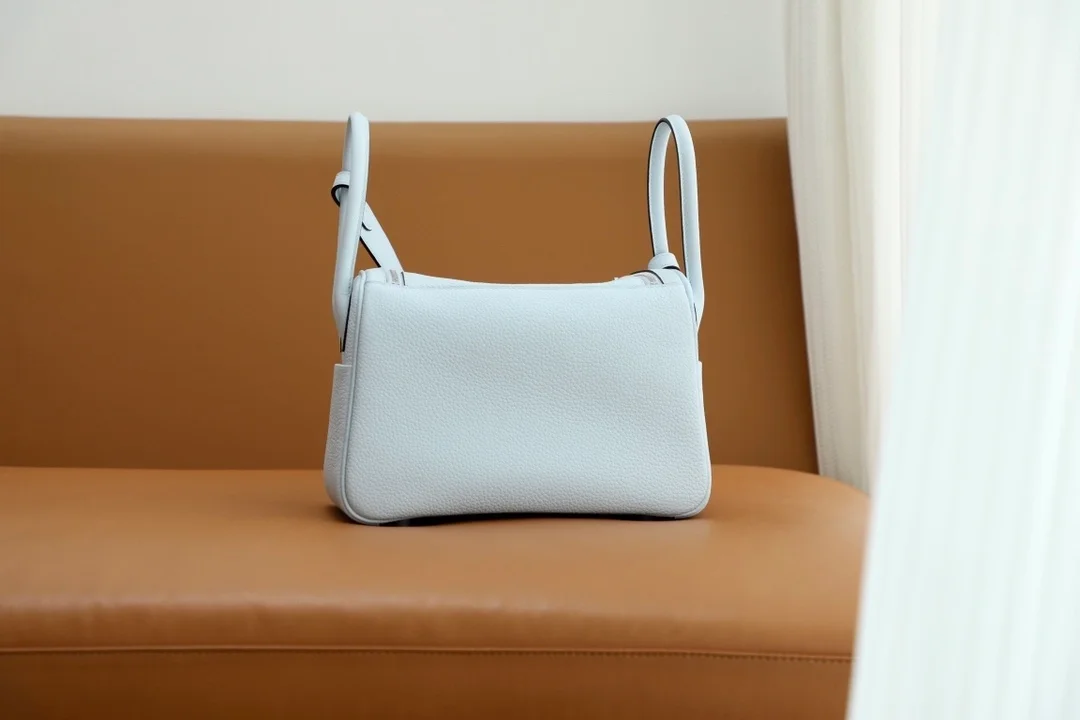 에르메스 린디 26 Blue brume 백