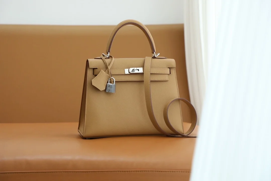 에르메스 켈리백 25 Biscuit 백