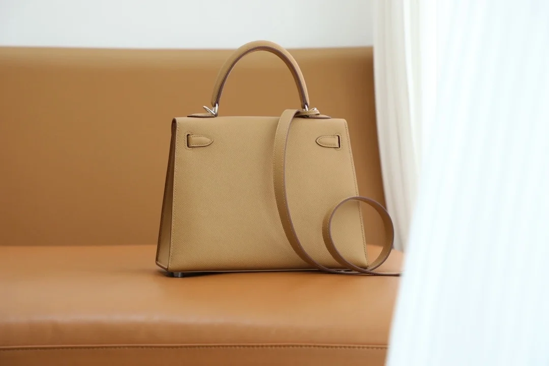 에르메스 켈리백 25 Biscuit 백