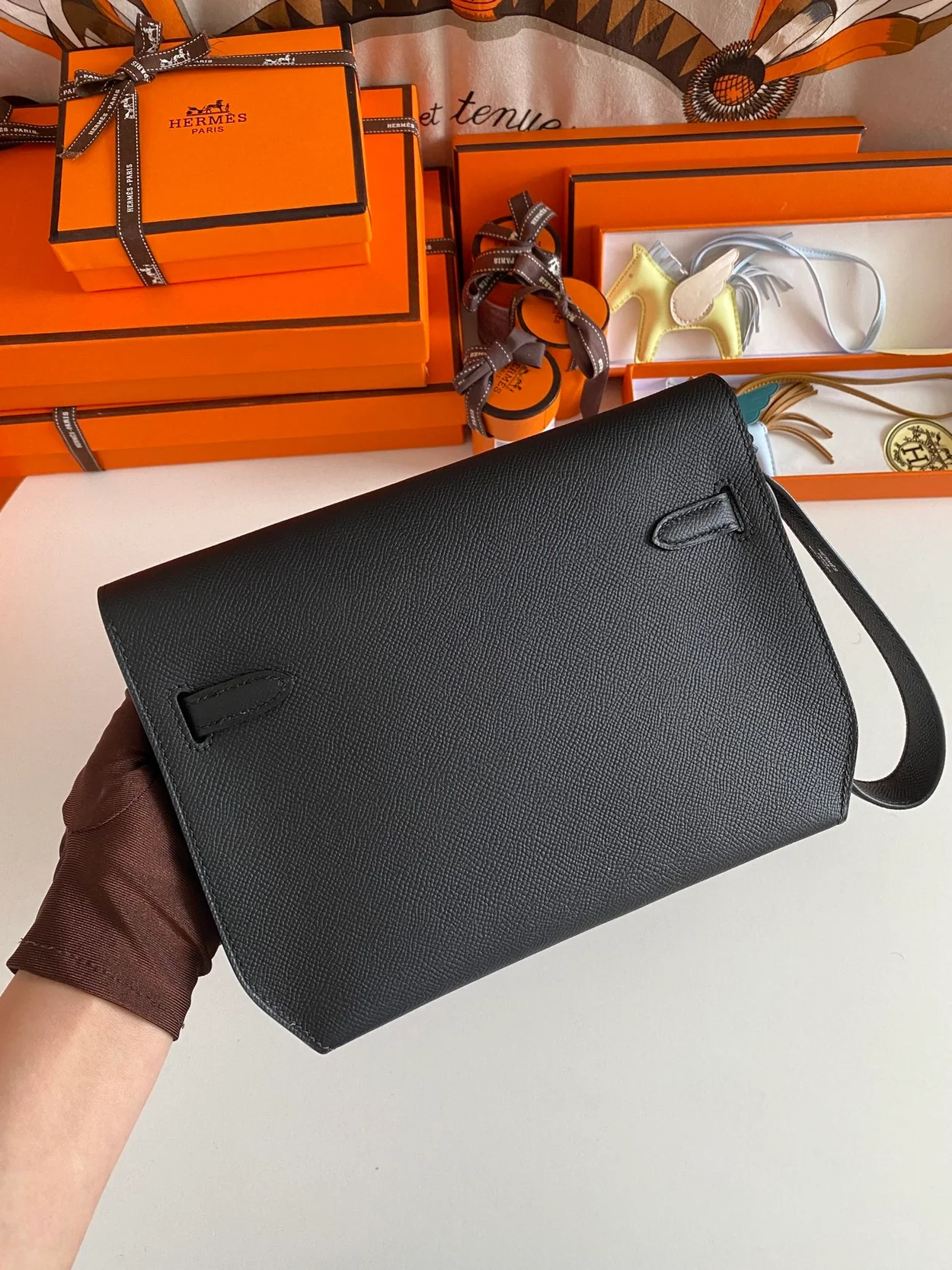 에르메스 블랙 앱송 은장 켈리 데페슈 25 클러치