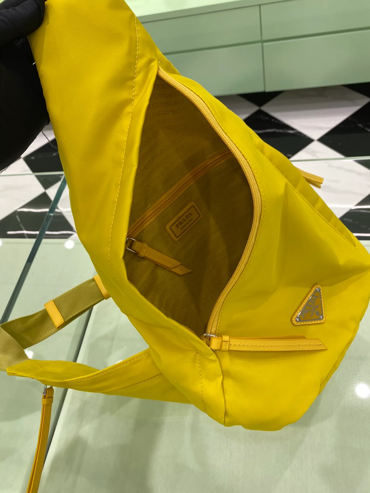 프라다 리나일론 레더 백팩 (2color)