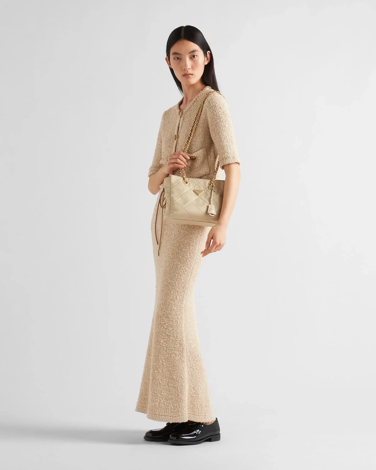 프라다 리에디션 1995 리나일론 체인 토트백 베이지