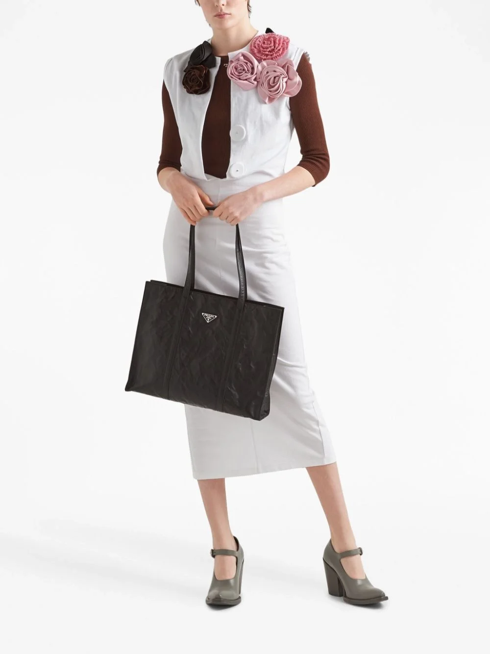 프라다 라지 엔틱 나파 토트백 블랙