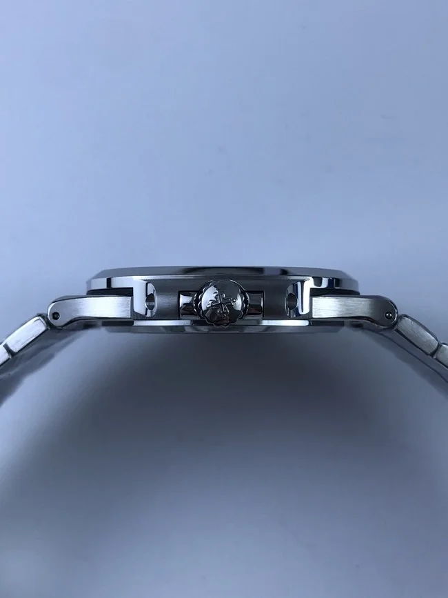 파텍필립 노틸러스 7188 블루 다이얼 브슬