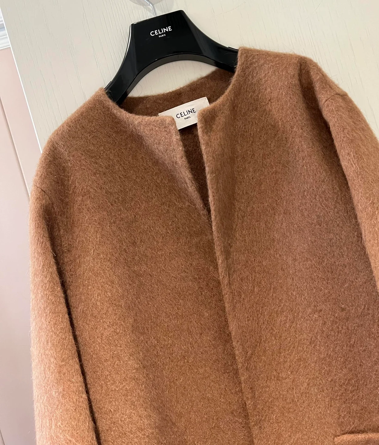 셀린느 퓨어 칼라 브러시드 코트