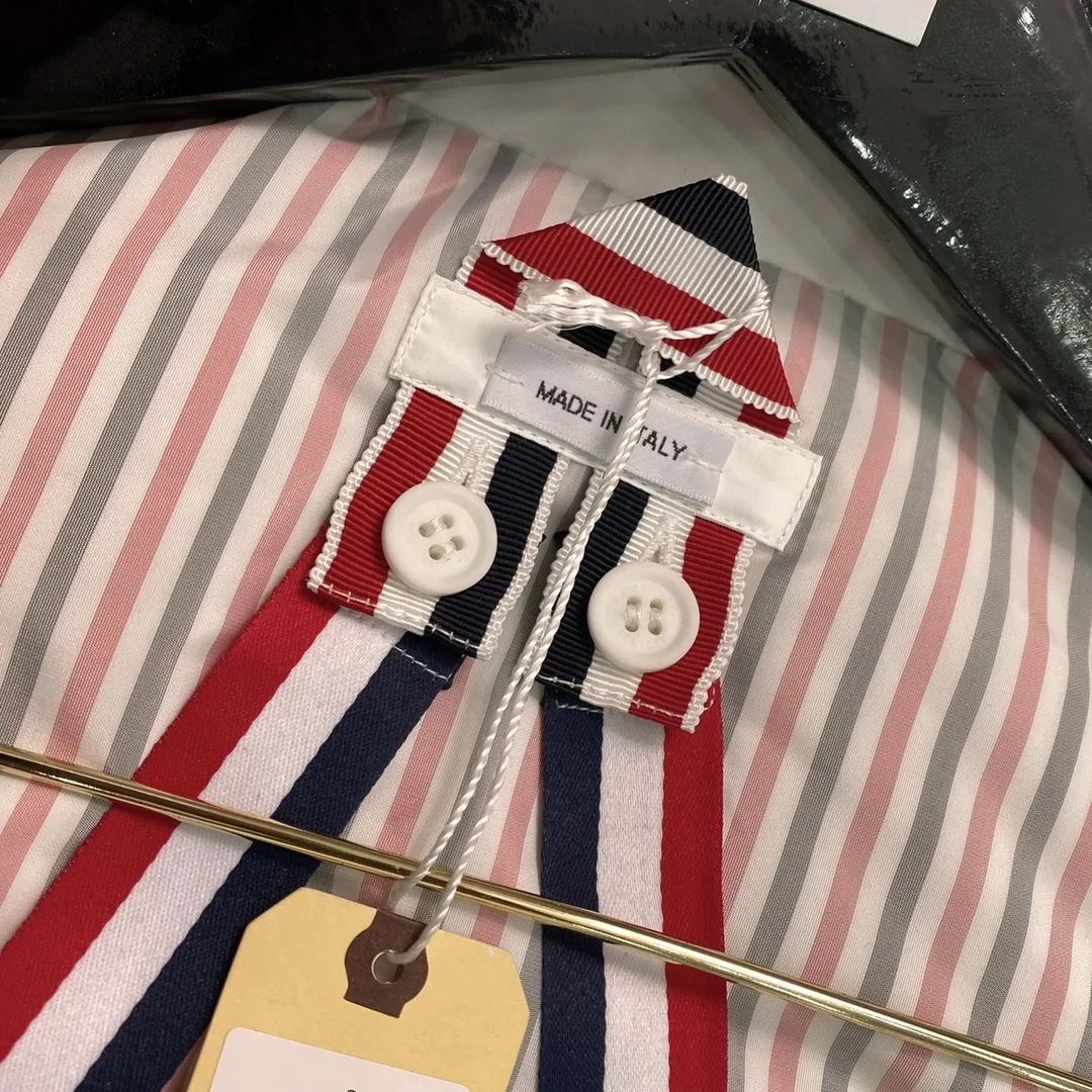 톰브라운 콘트라스트 4바 나일론 파카