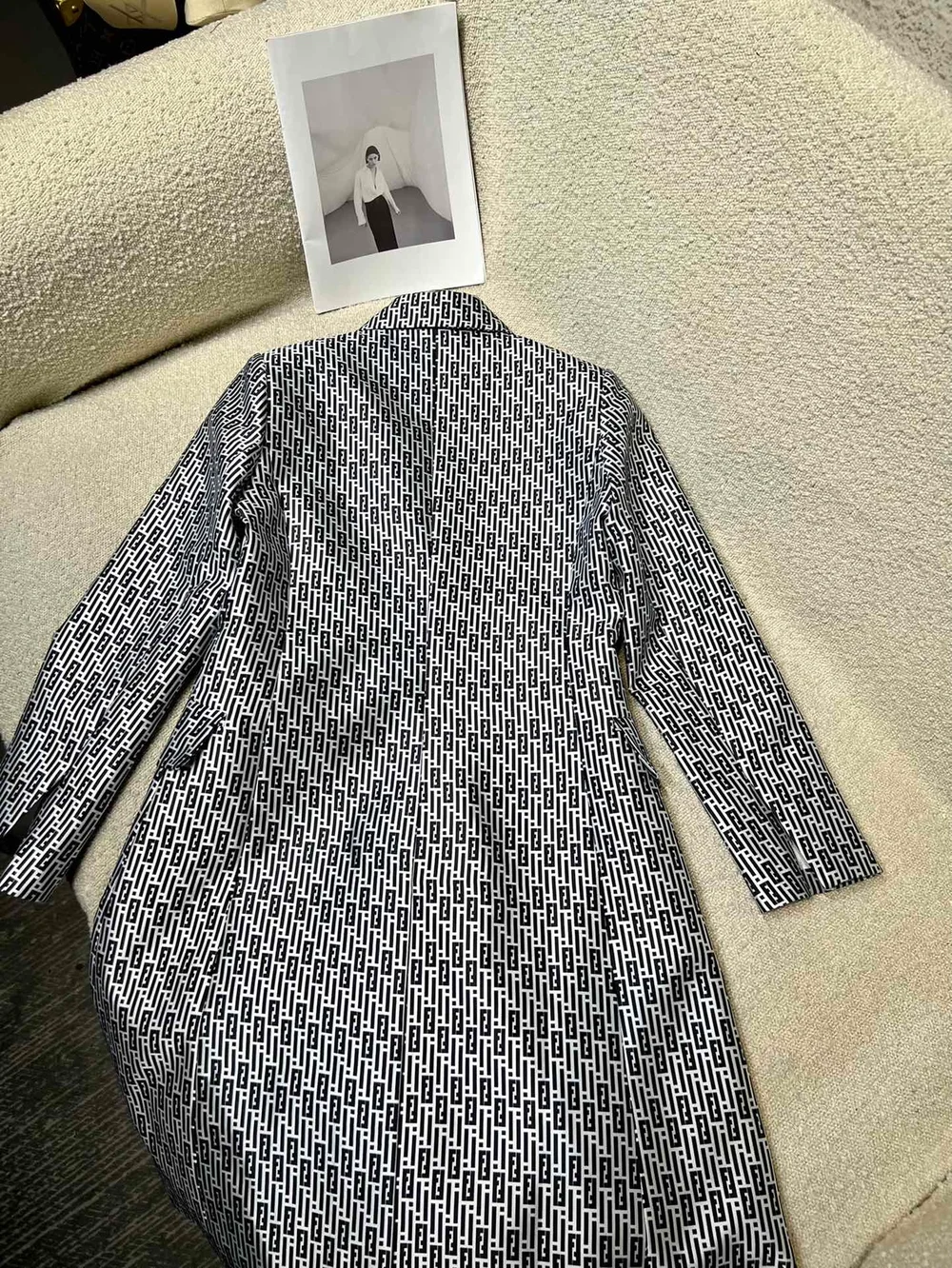 펜디 프린트 울 실크 코트