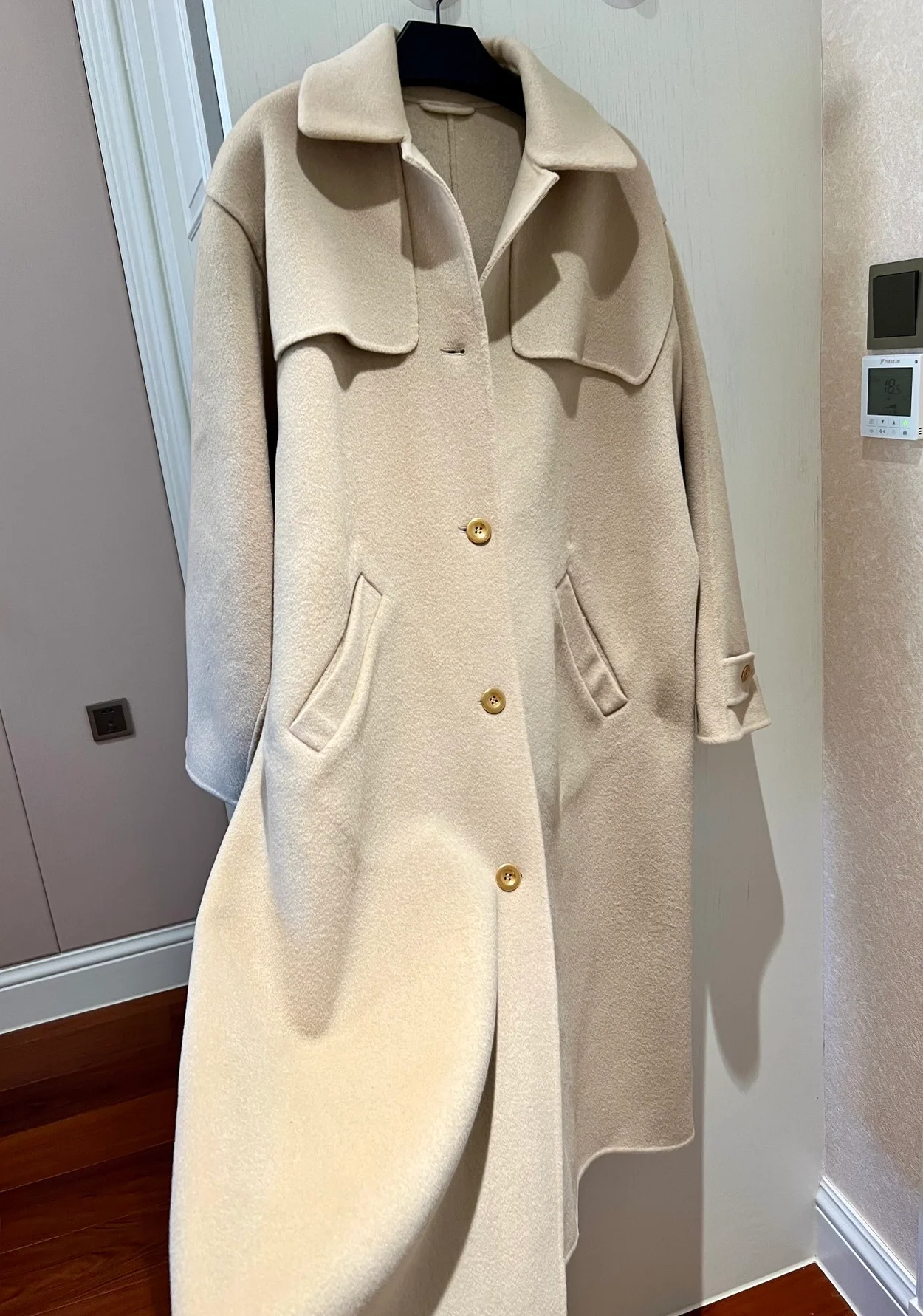 로로피아나 캐시미어 아르디스 코트