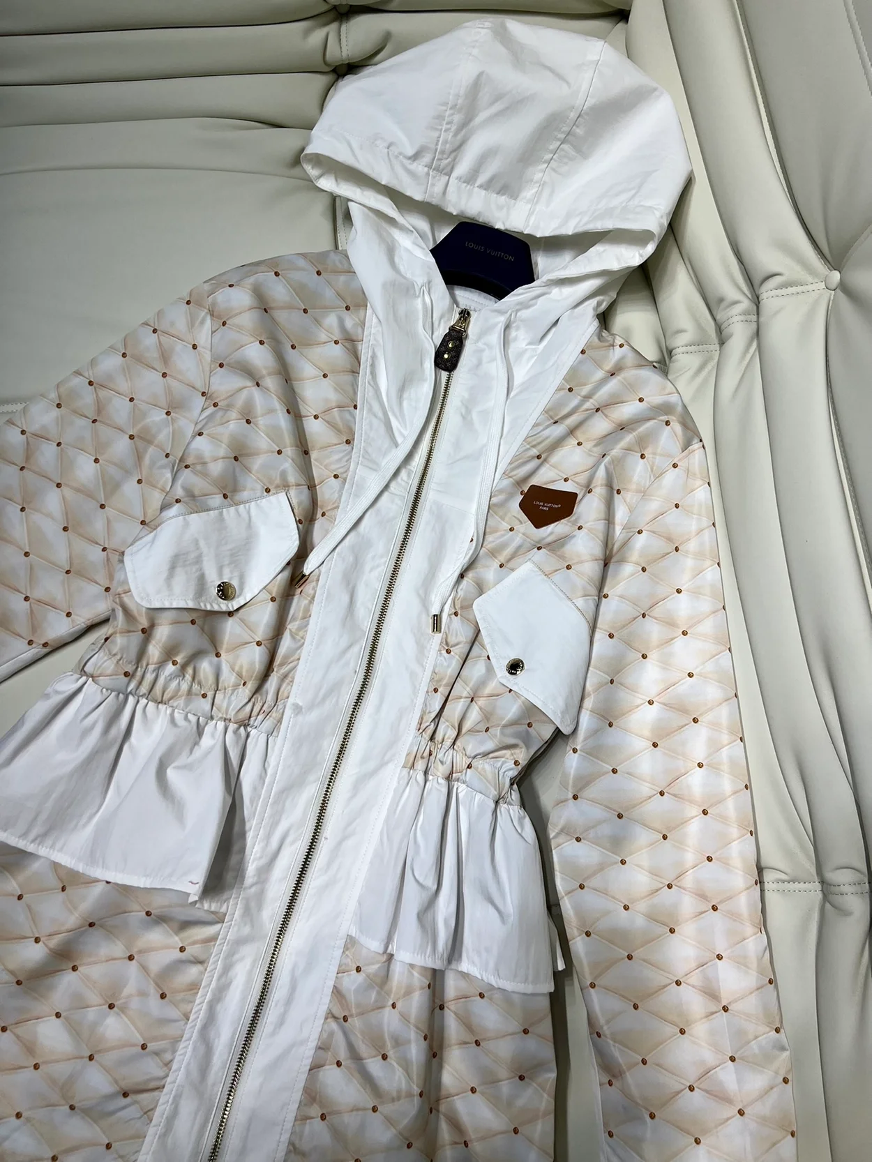 루이비통 3D 말레티지 프린트 파카 1AFFV8