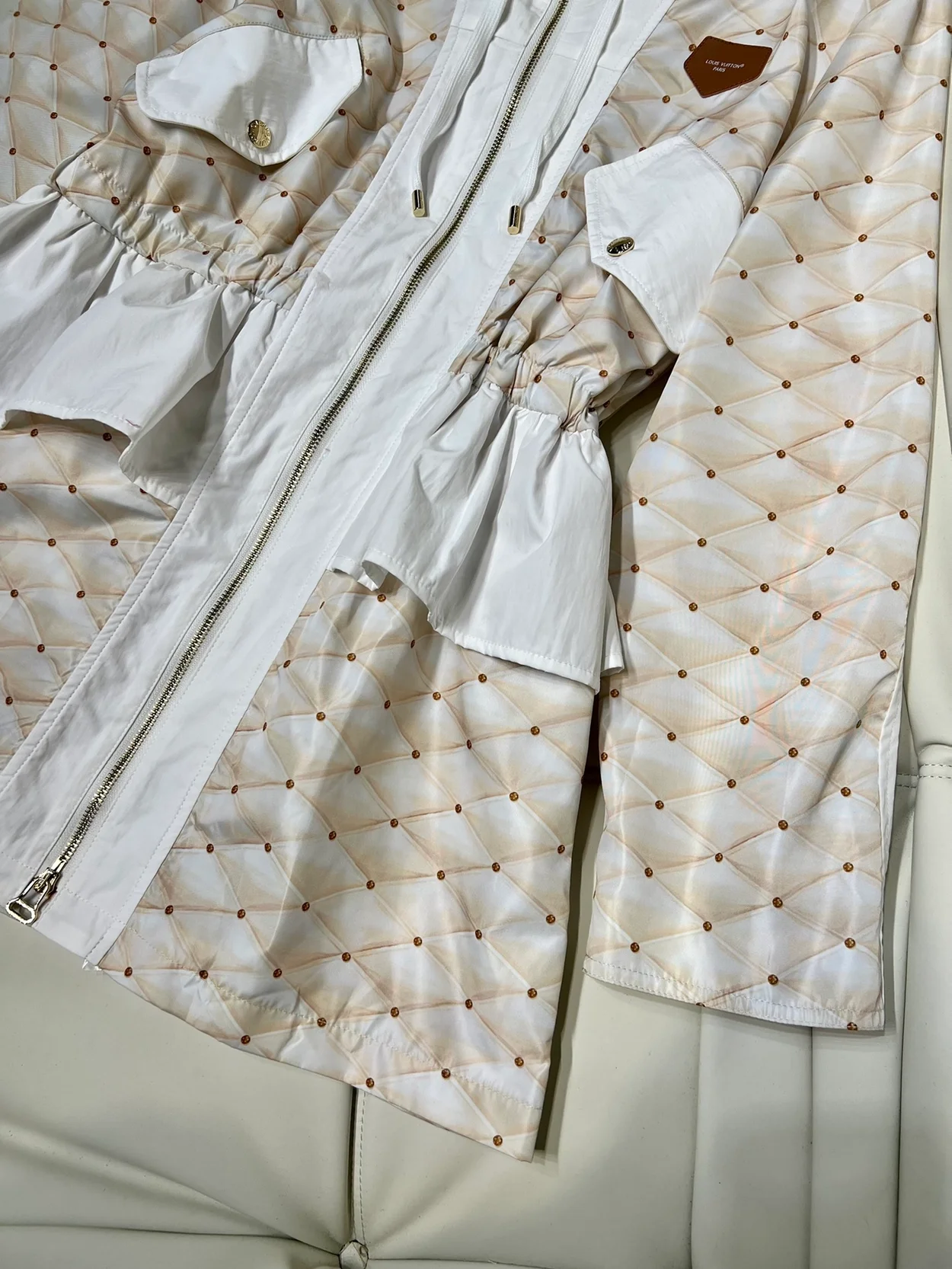 루이비통 3D 말레티지 프린트 파카 1AFFV8