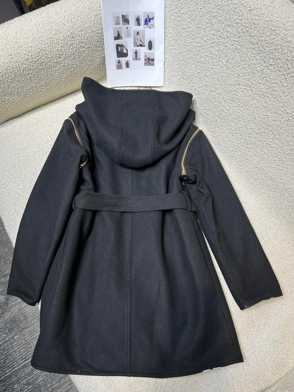 루이비통 리버시블 후드 랩 코트 1AC2DB