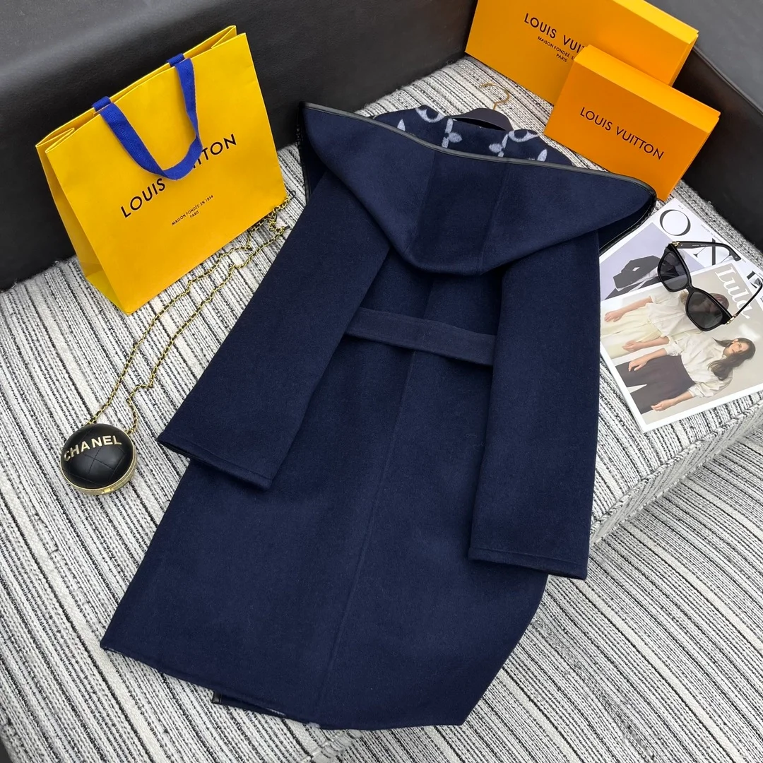 루이비통 시그니처 후디드 랩 코트 1ABQOG