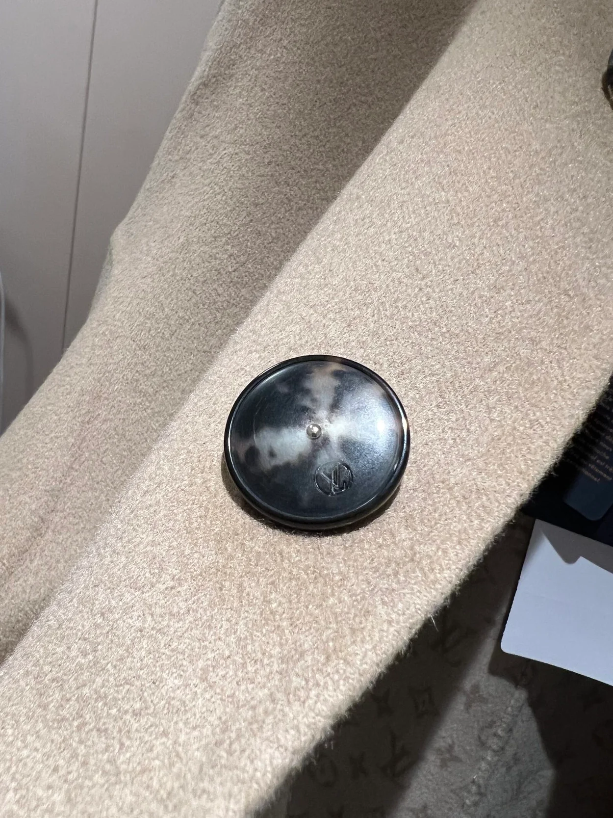 루이비통 슬러치 롱 봄버 코트 1AC1YW