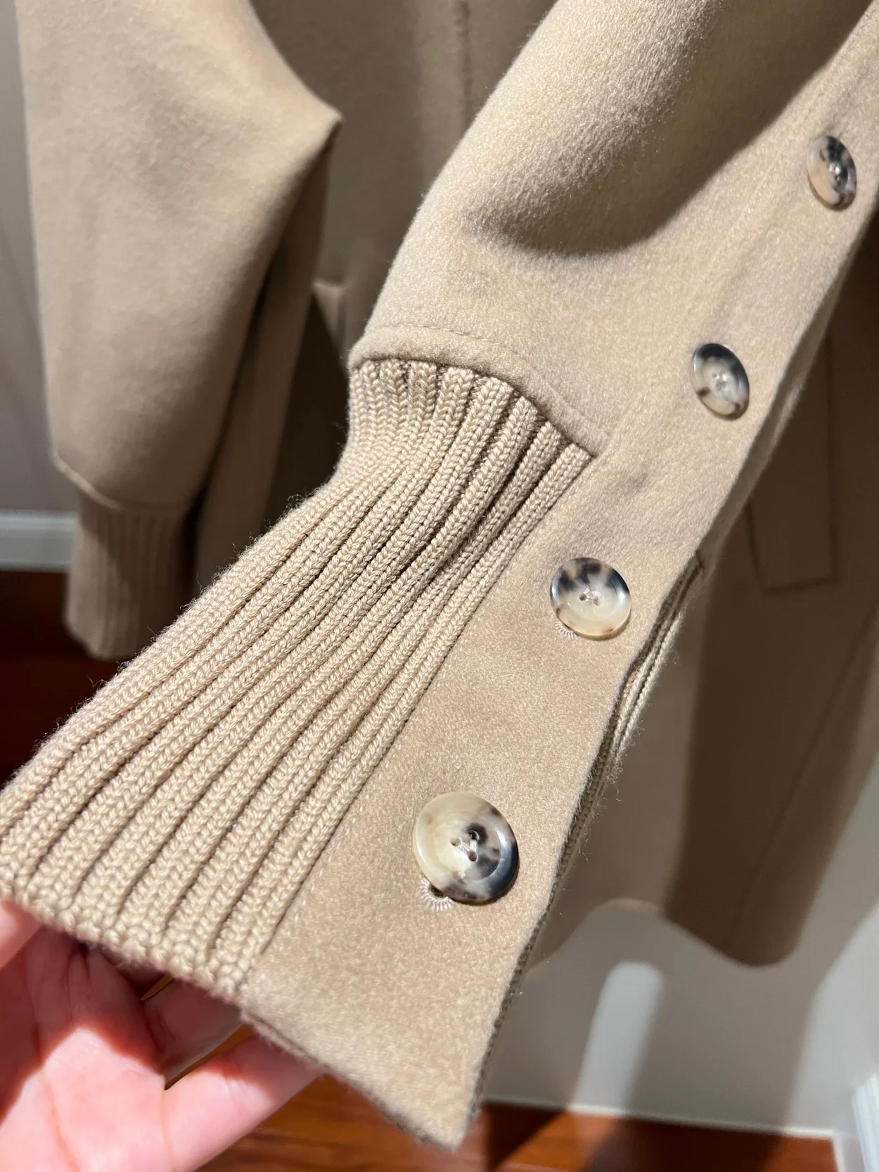 루이비통 슬러치 롱 봄버 코트 1AC1YW