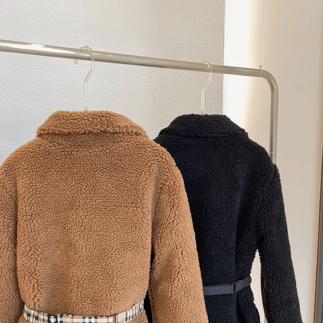 버버리 엠브로이더리 울 블렌드 코트 브라운