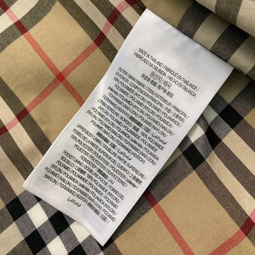 버버리 디태처블 쉐이프 코트