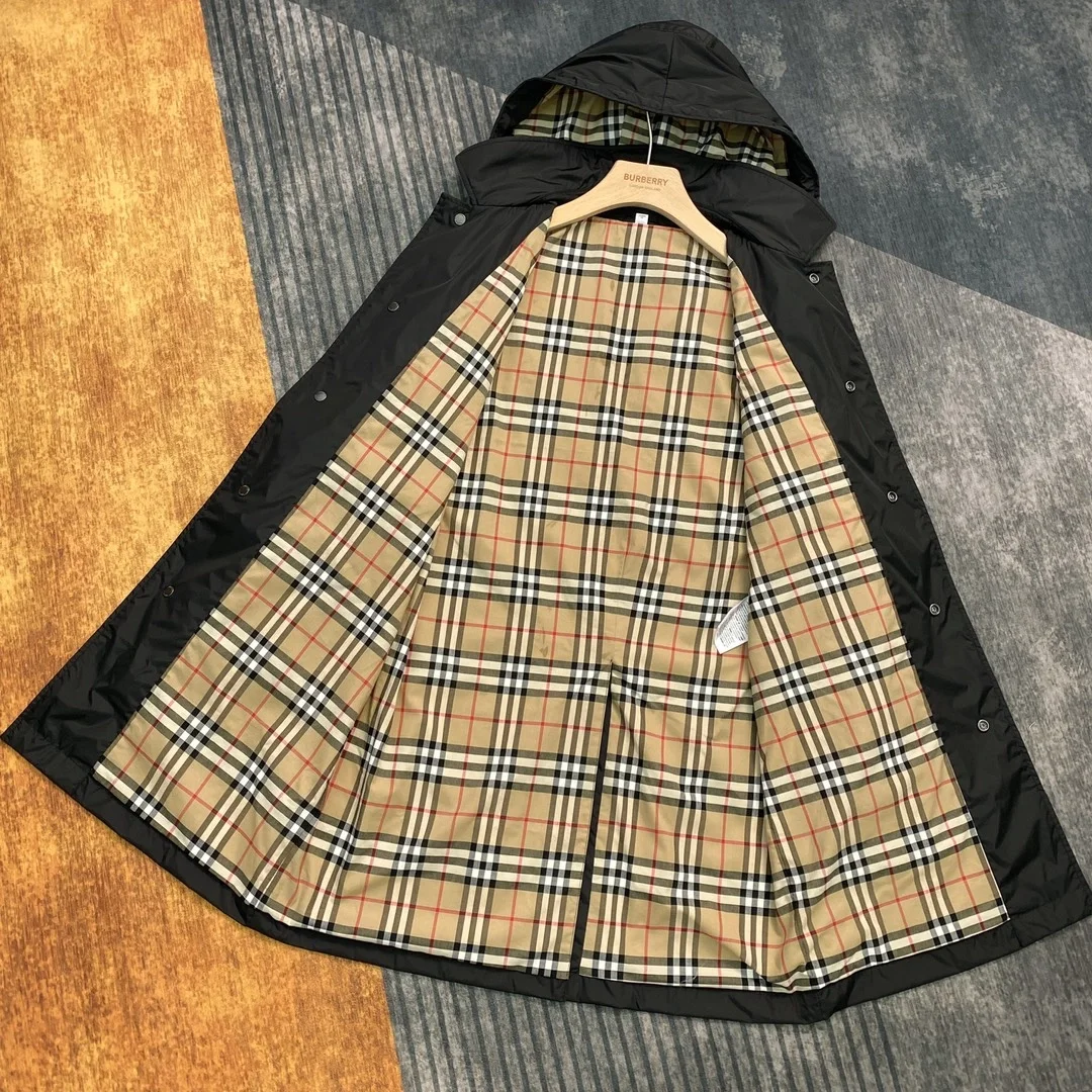 버버리 디태처블 쉐이프 코트