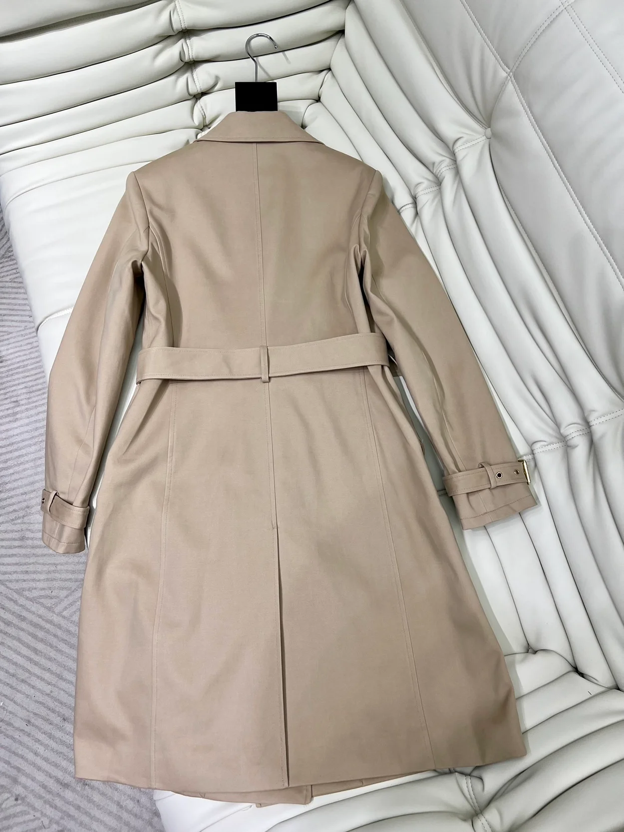 디올 트렌치 코트