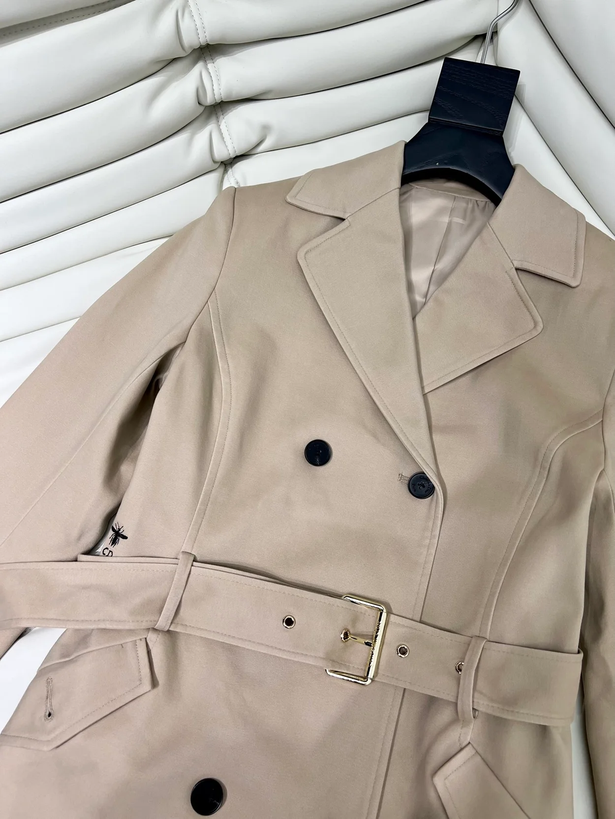 디올 트렌치 코트