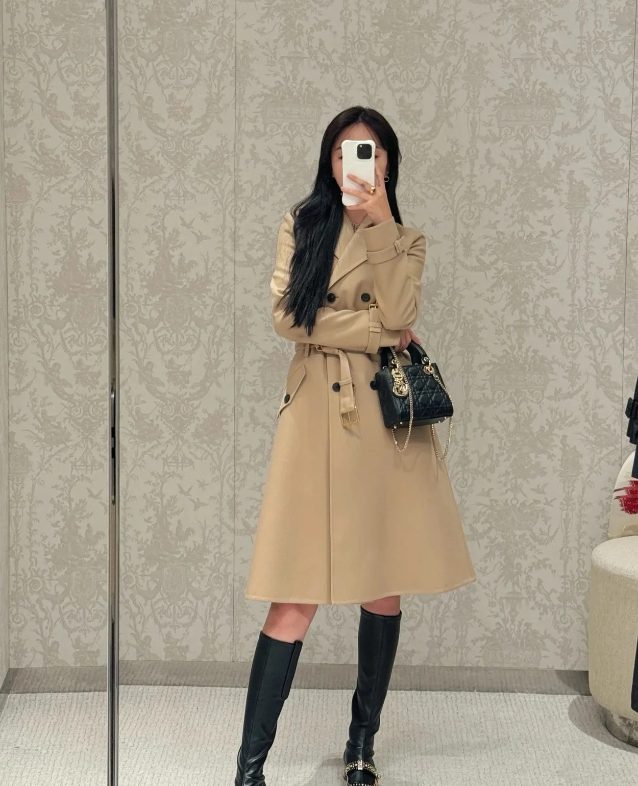 디올 트렌치 코트