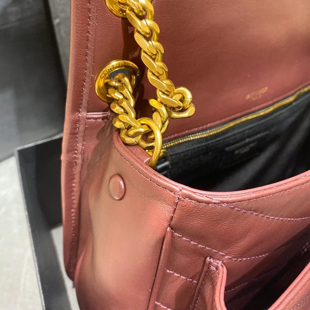 생로랑 니키 스웨이드 미디움 체인백 와인