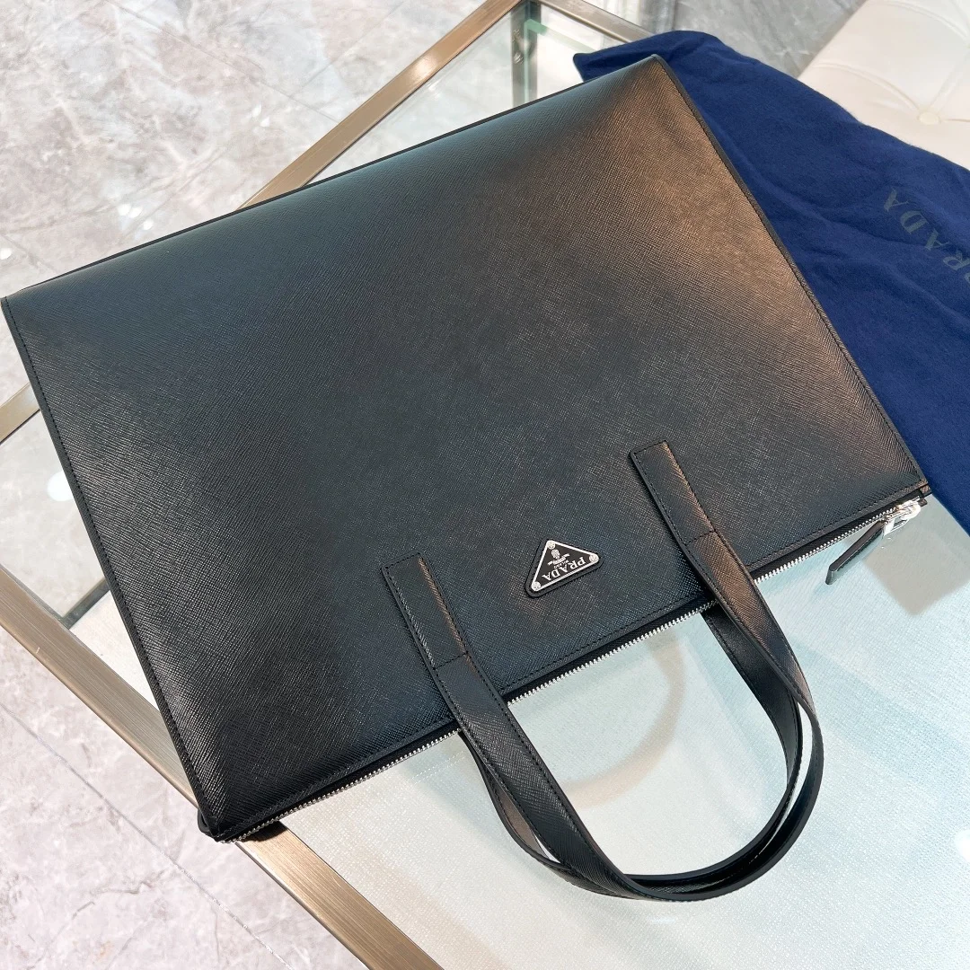 프라다 사피아노 레더 토트백