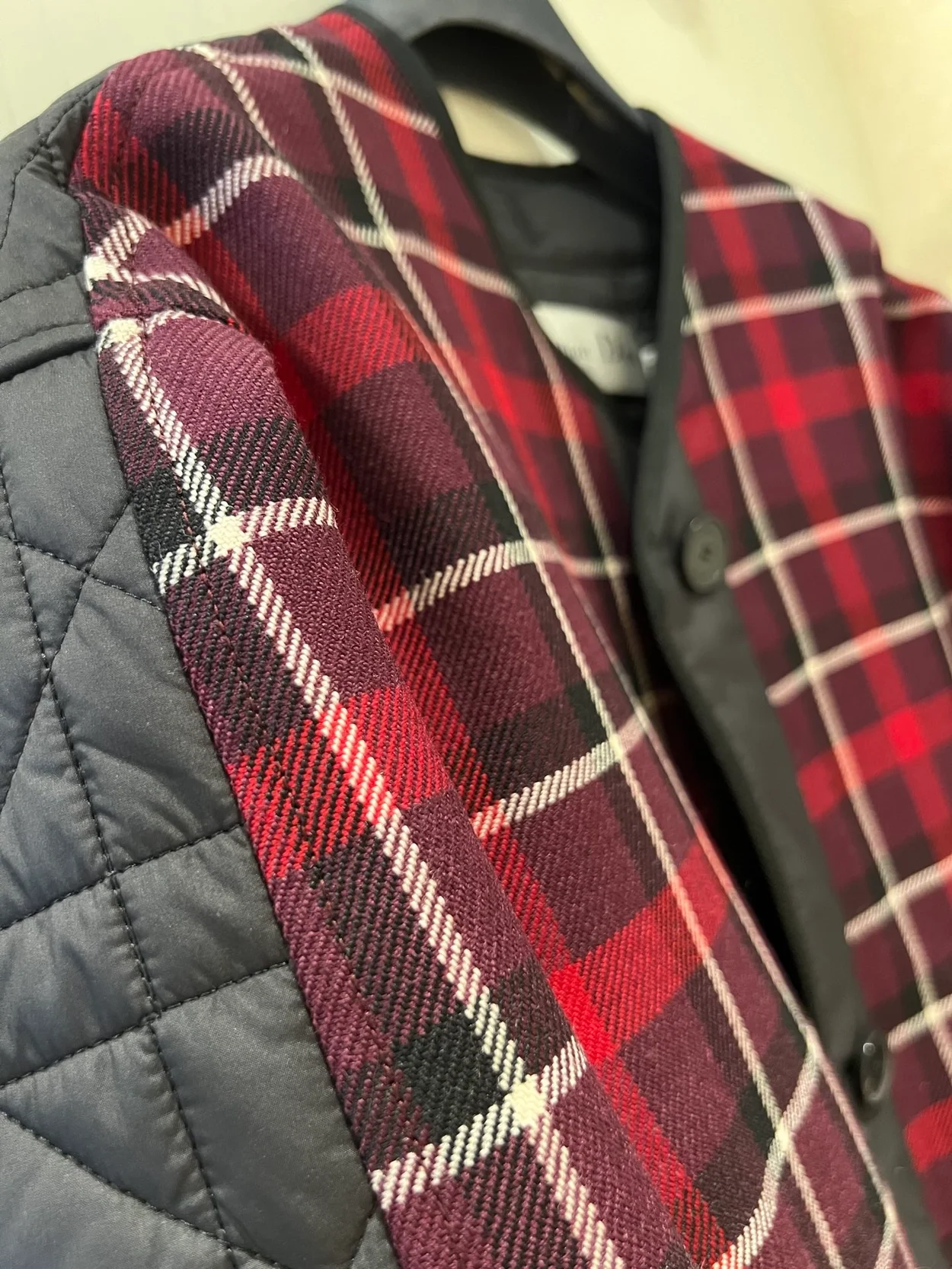 디올 매크로까나쥬 패널링 피코트