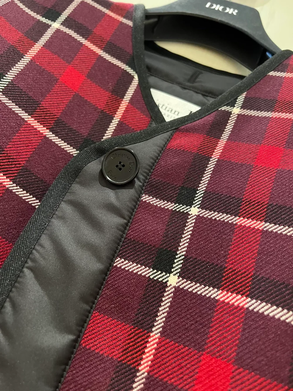 디올 매크로까나쥬 패널링 피코트