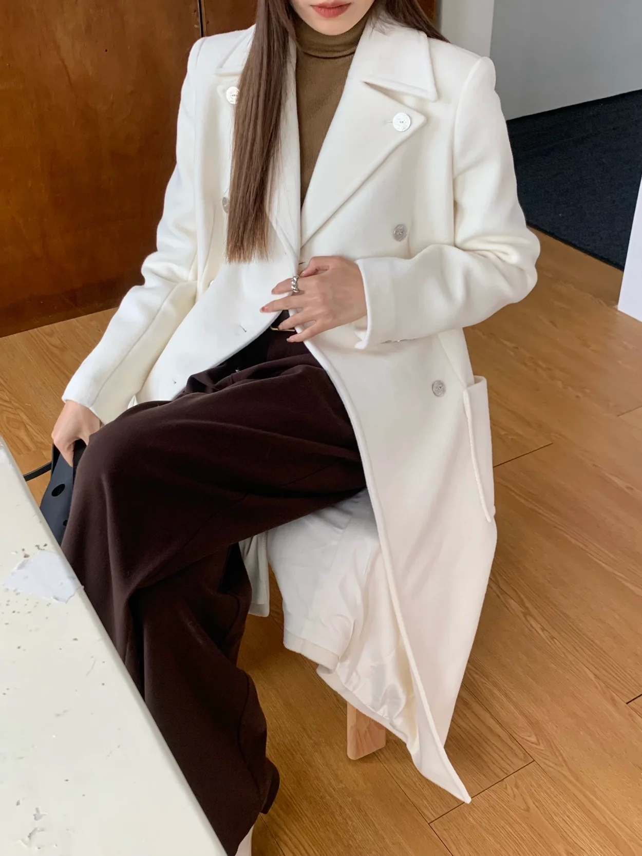 디올 울 캐시미어 벨트 화이트 코트