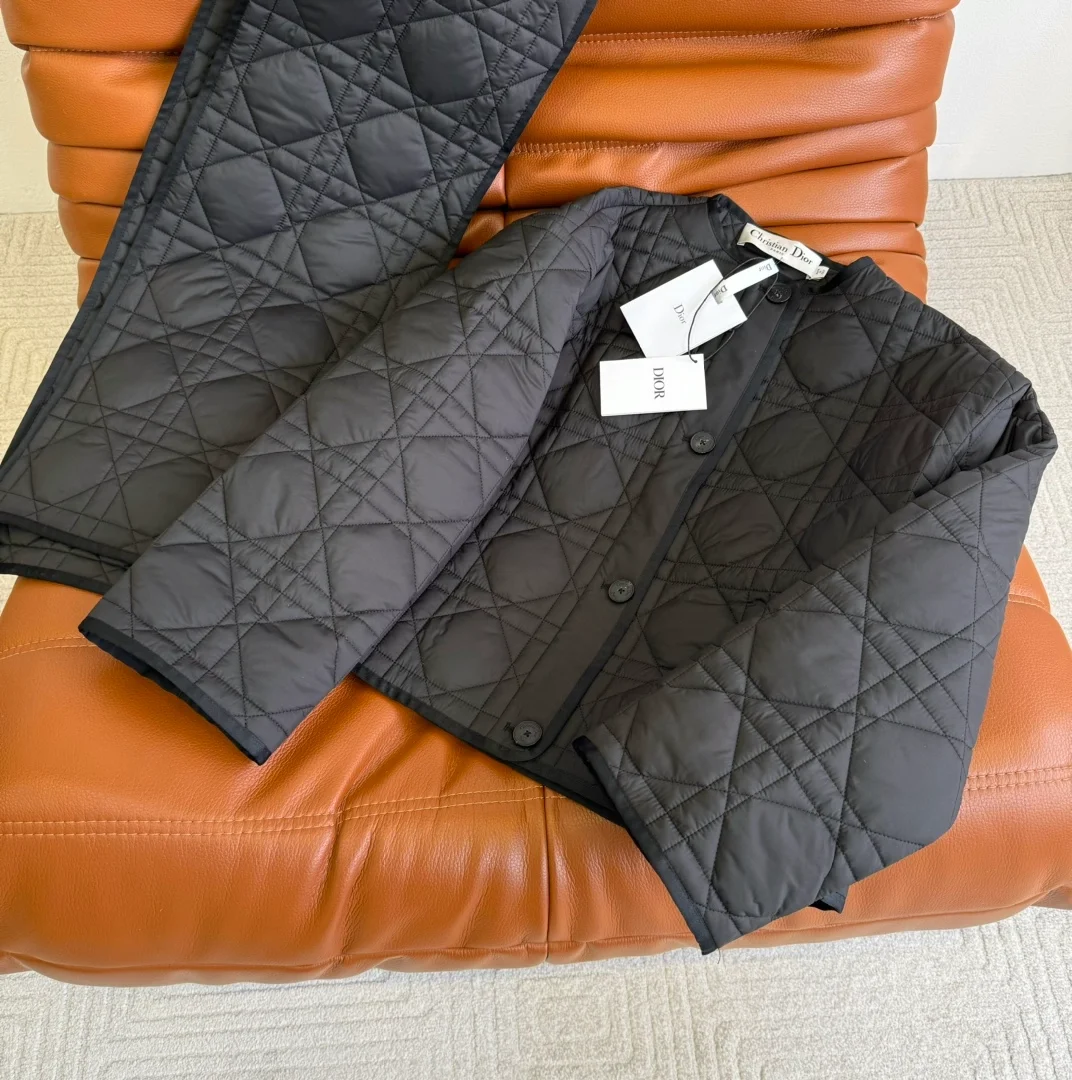 디올 매크로까나쥬 피코트