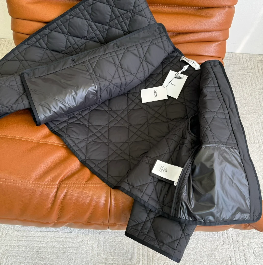 디올 매크로까나쥬 피코트