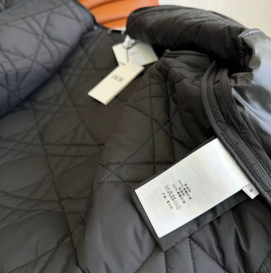 디올 매크로까나쥬 피코트