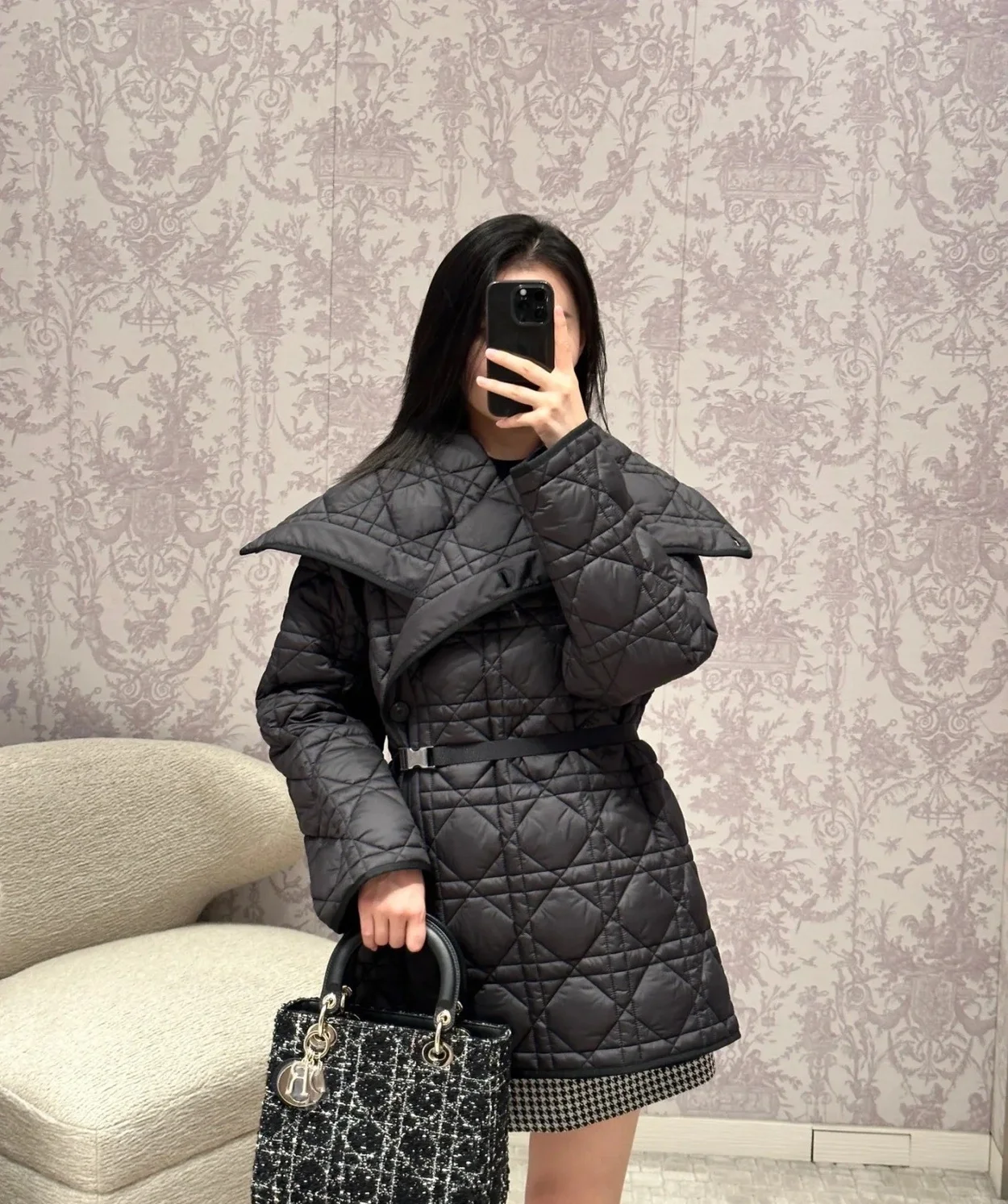 디올 매크로까나쥬 벨트 피코트