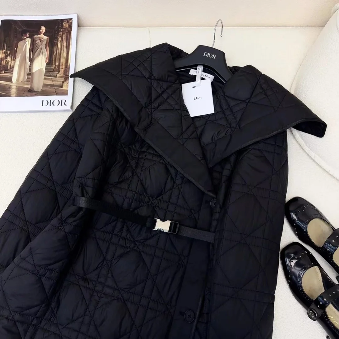 디올 매크로까나쥬 벨트 피코트