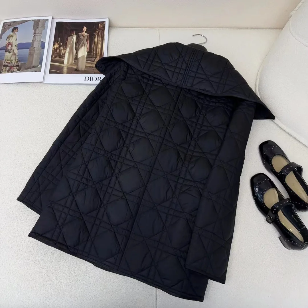 디올 매크로까나쥬 벨트 피코트