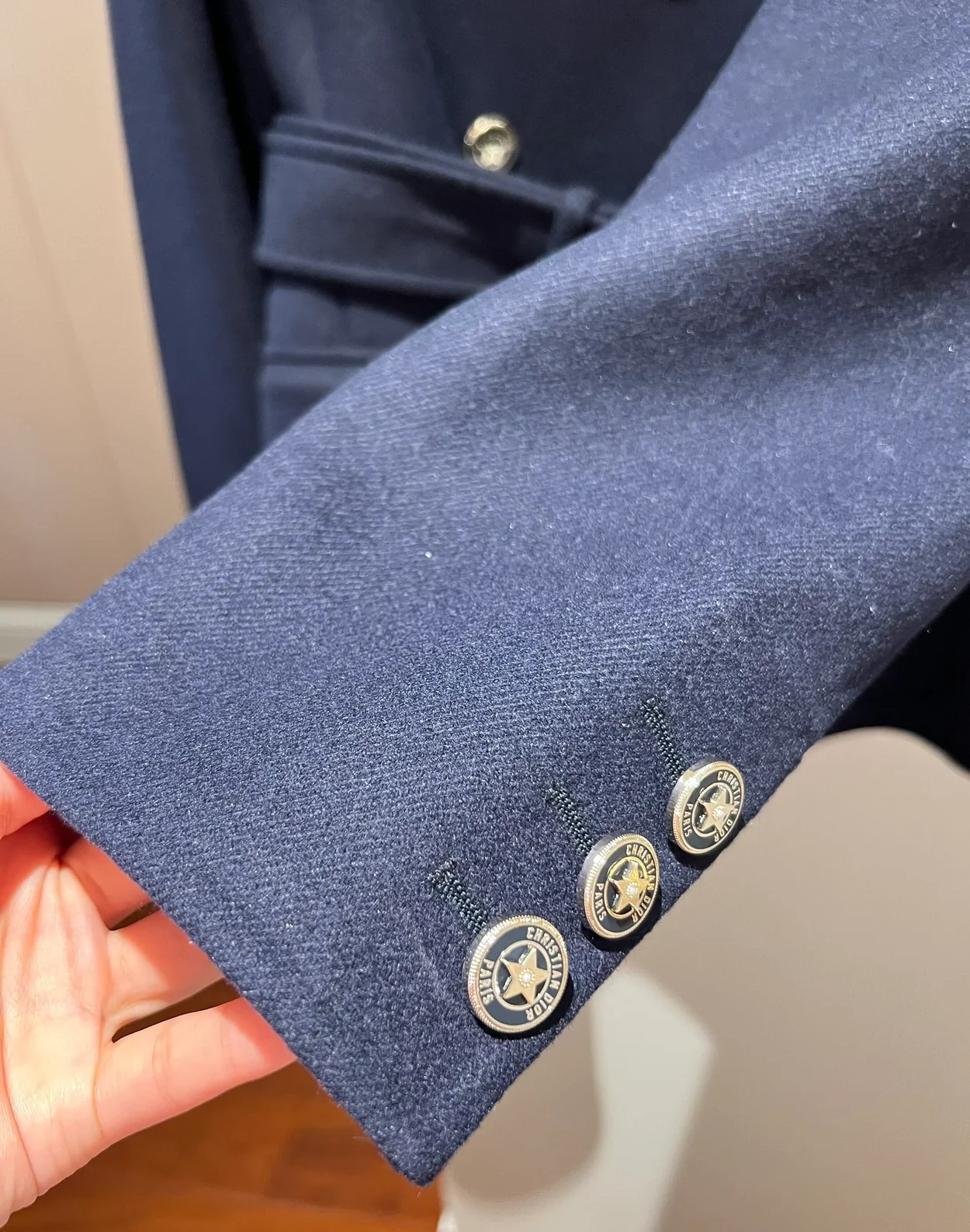 디올 벨트 크롭 울 블렌드 코트