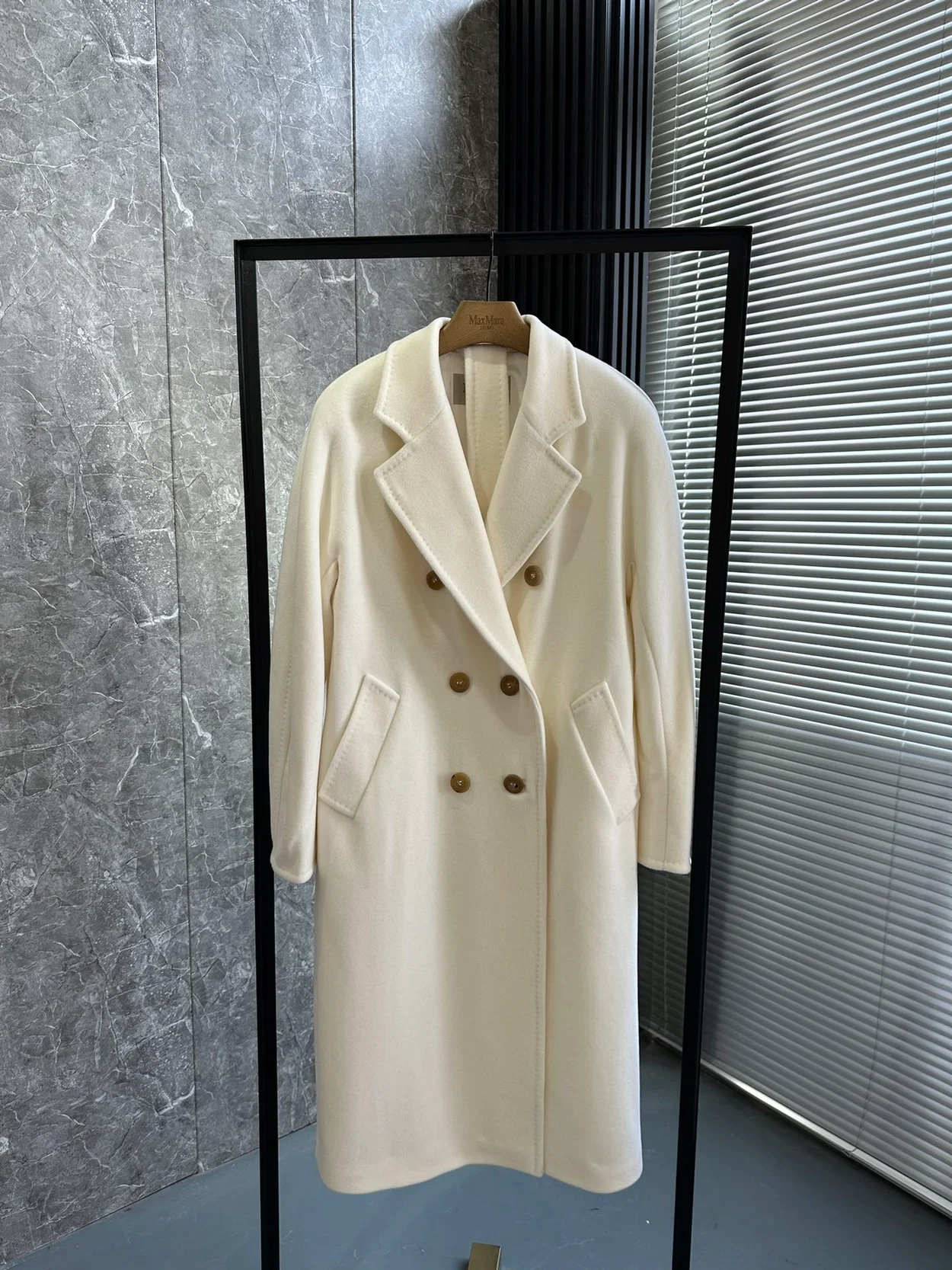 막스마라 마담 101801 아이콘 코트 화이트