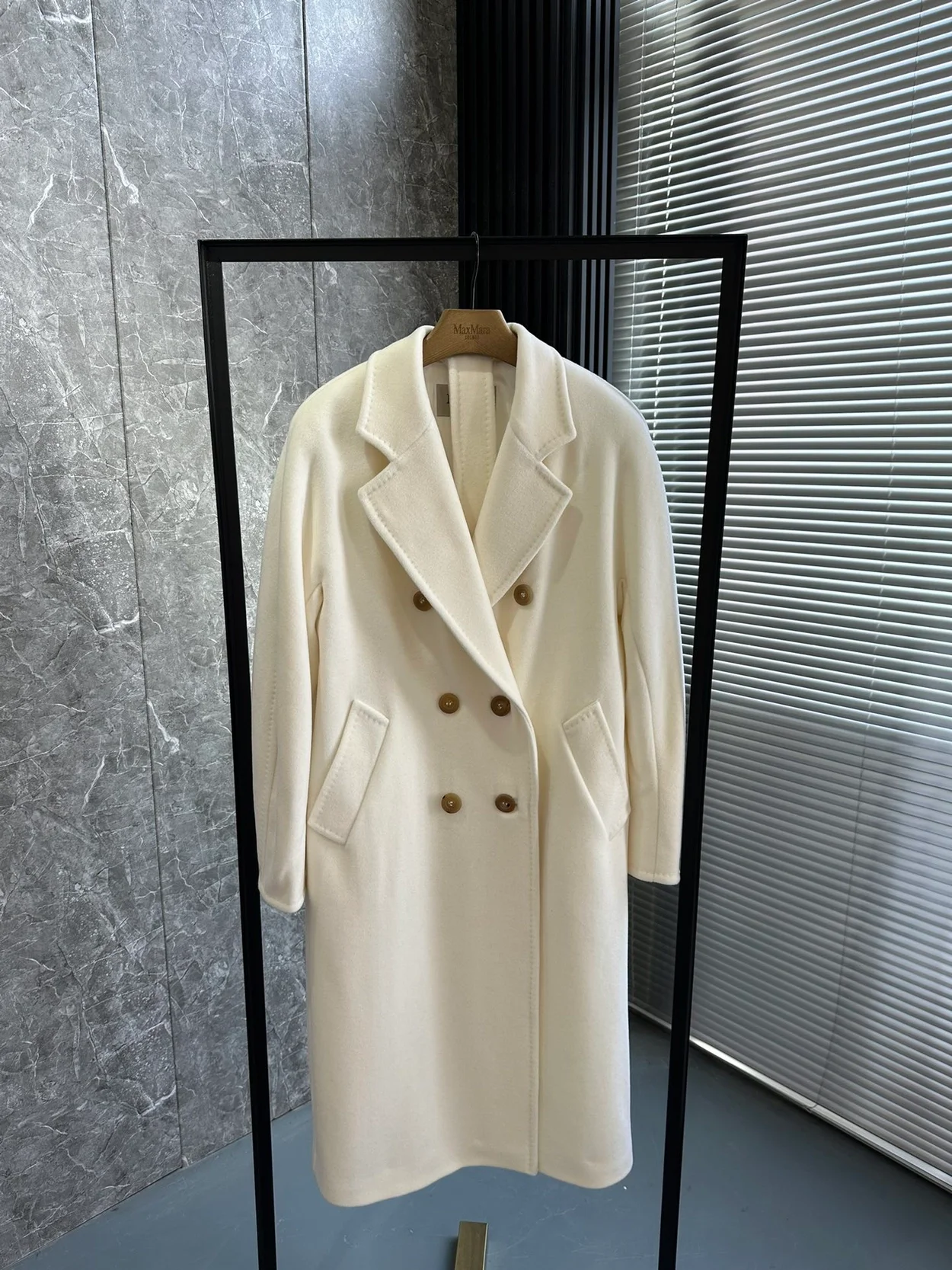 막스마라 마담 101801 아이콘 코트 화이트