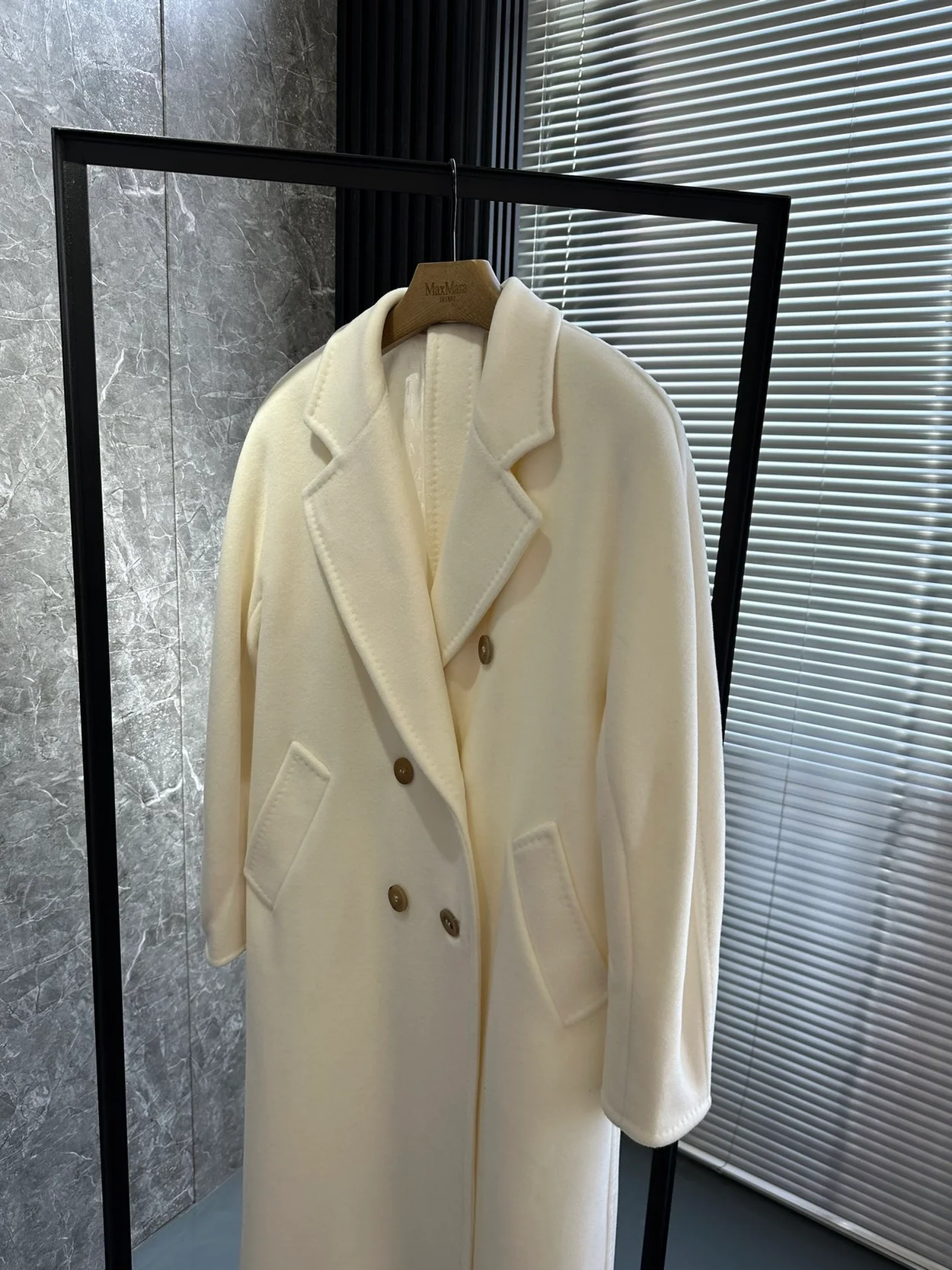 막스마라 마담 101801 아이콘 코트 화이트