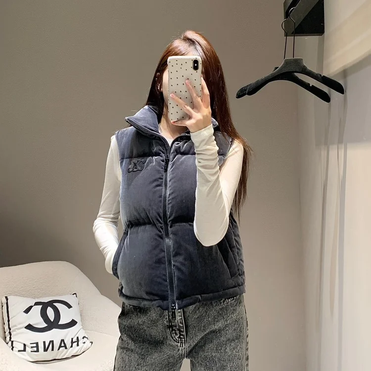 셀린느 24SS 다운 베스트 최신상