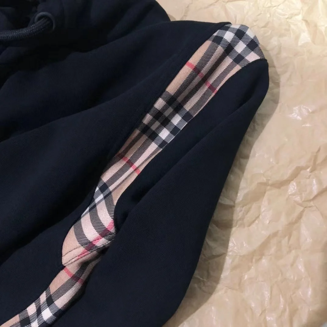 버버리 캄프톤 윈드브레이커 자켓 블랙