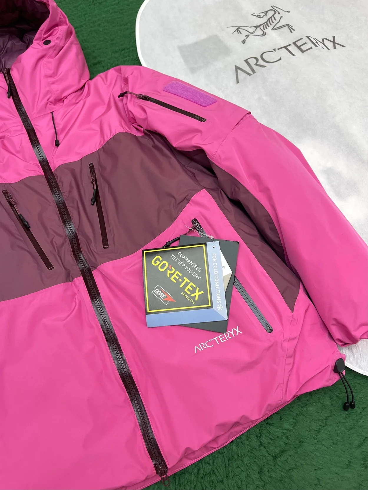 아크테릭스 시스템 A 코바 파카