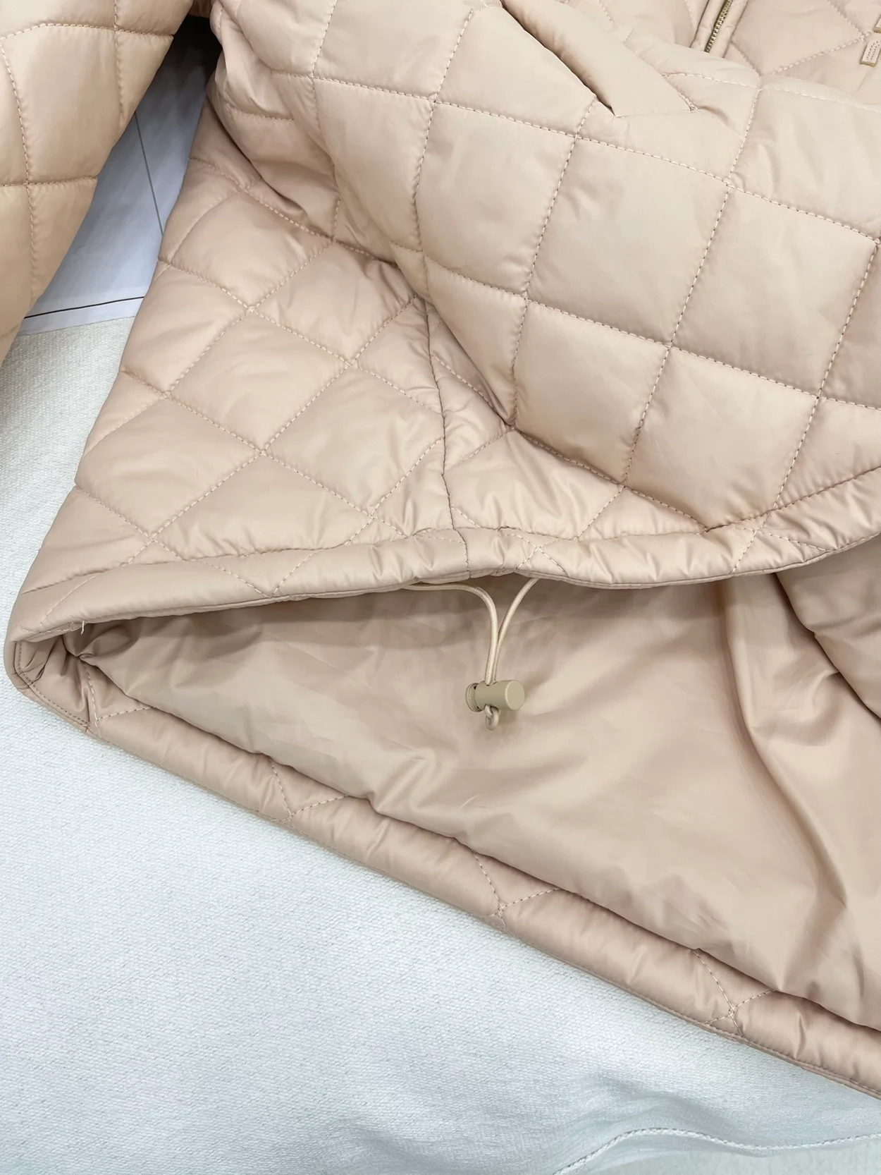 미우미우 퀄팅 코듀로이 카라 패딩 자켓