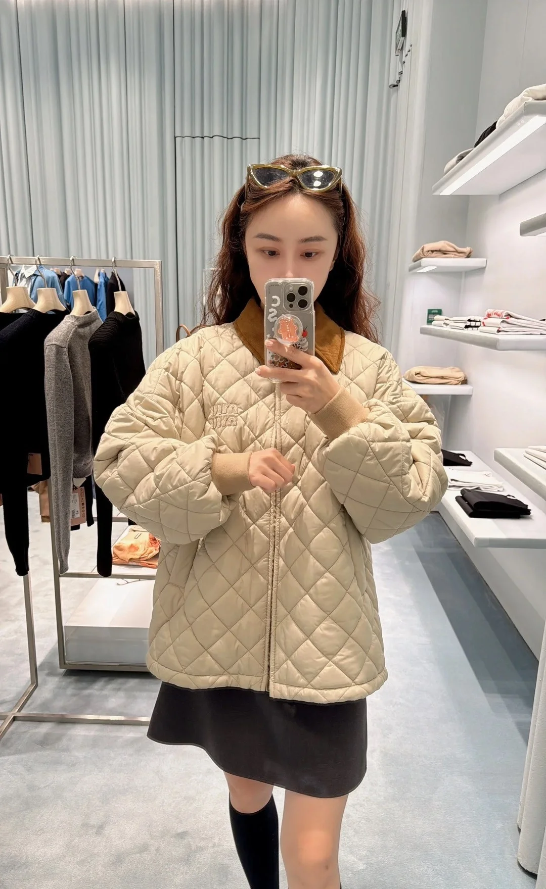 미우미우 퀄팅 코듀로이 카라 패딩 자켓